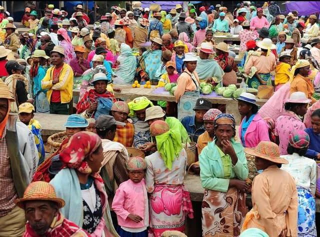 Madagascar: La Meraviglia degli Altopiani agosto durante esumazioni