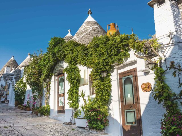 TARANTO-ALBEROBELLO-PUGLIA INSOLITA