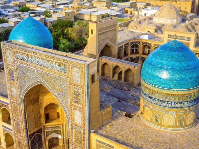 UZBEKISTAN: il paese delle “mille e una notte” – maggio
