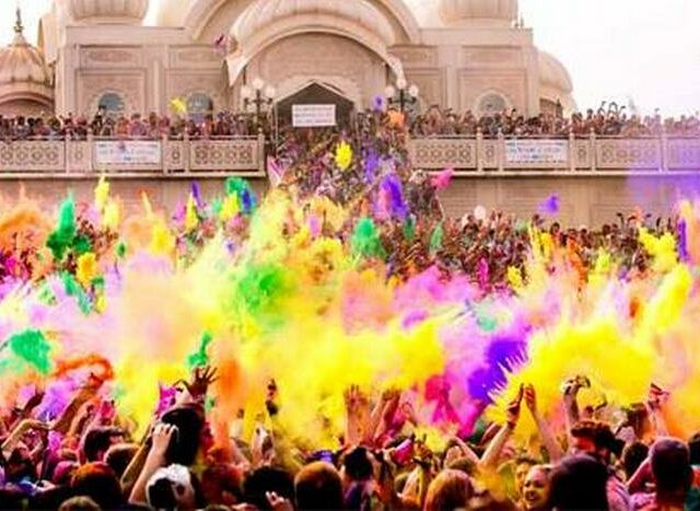INDIA RAJASTAN HOLI LA FESTA DEI COLORI