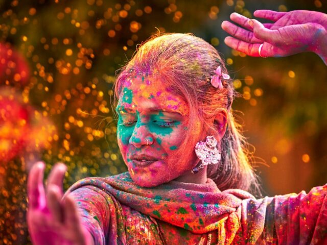 INDIA: RAJASTHAN E LE TIGRI – HOLI FESTIVAL
