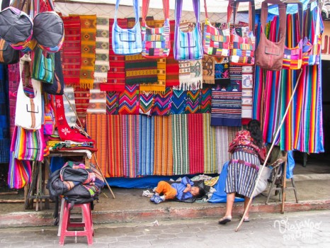 mercado-indigena-chichicastenango-guatemala