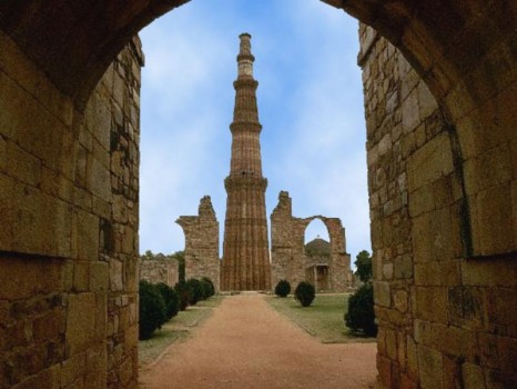 qutab-minar-delhi1_800x600